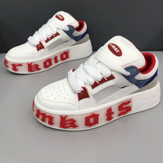 Pevné šněrovací tenisky