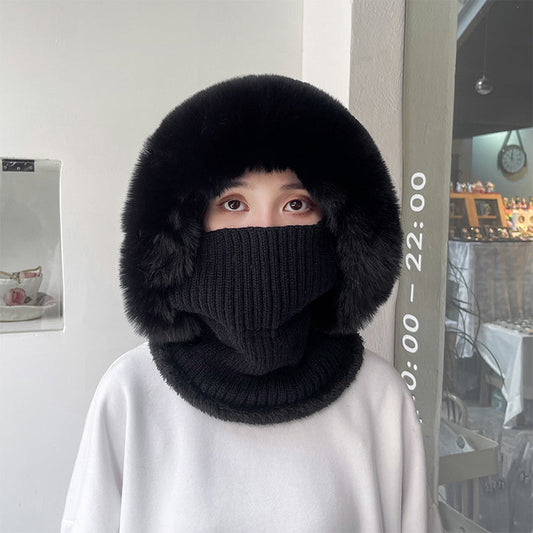 Pletená teplá čepice s maskou