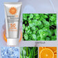 Lehký hydratační opalovací krém odolný proti potu, SPF 50+