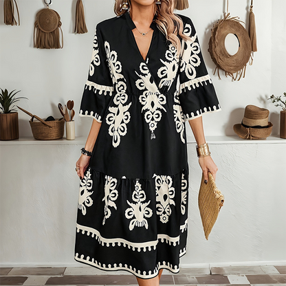 👗Ležérní šaty s potiskem a výstřihem do V