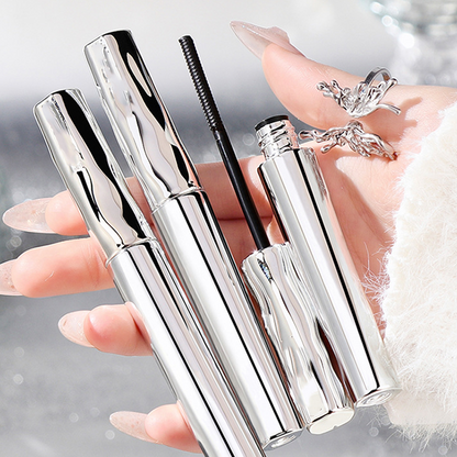 ✨Voděodolná řasenka s vlákny