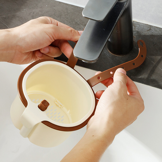 Plastový kuchyňský košík na odtok dřezu s přísavkou